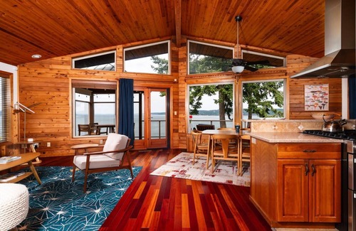 Langley Casa | Water View, Private Beach, Yoga Studio