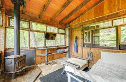 Cullowhee Casa | Waterfall Views - Blue Ghost Cabin in Cullowhee!