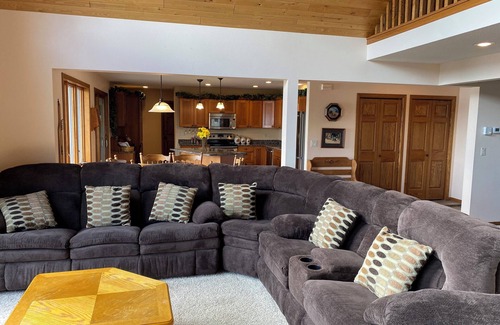 Ortonville Cabina | Waterfront Big Stone Lake Home w/Dock & Views