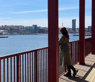 Lundby Hotel | Waterfront Cabins