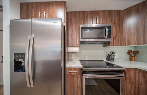 Marina Pacifica Condominio | Waterfront condo, highly walkable with 6 pools on property