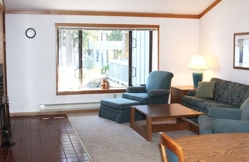 Union Condominio | Waterfront Condo