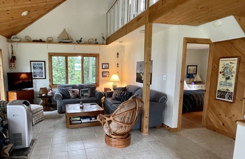 Moriah Center Casa | Waterfront Guest House