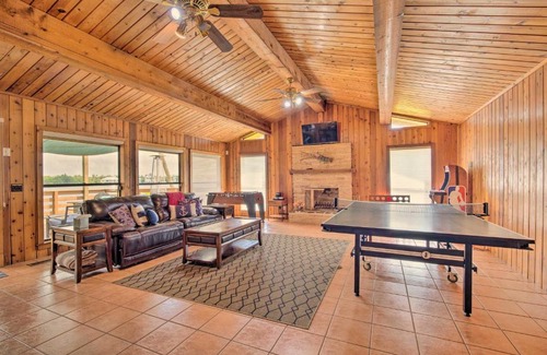 Homosassa Casa | Waterfront Homosassa Family Getaway with Dock!