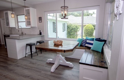 Winter Haven Casa | Waterfront Lakehouse, Private Dock, Tiki Bar, Playground, Near Legoland | Lake Idylwild Delight