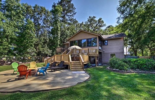 Midway Casa | ¡NUEVO! Waterfront Midway Home con terraza acristalada y patio grande