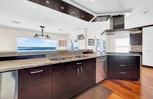 Tierra Verde Casa | Waterfront Oasis. Sunsets Nightly. Great for couples or family retreat.Pool/spa