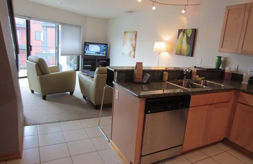 Old Town Chinatown Condominio | Waterfront Pearl Home Away from home: ¡Tarifas reducidas para el mes de mayo!