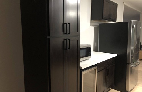 Bobcaygeon Cabaña | Waterfront Retreat with all the Amenities of home-2 Kings Beds