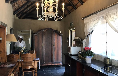 Waterkloof Cabaña | Waterhouse Guest Lodges 202 Lawley Street