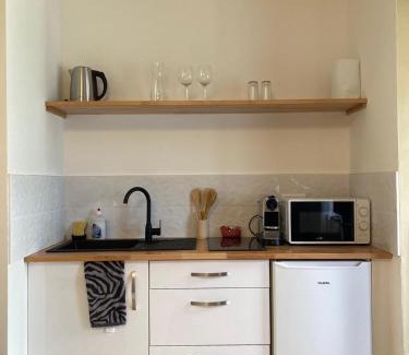 Vernon Casa | Waterlily et Coquelicot house