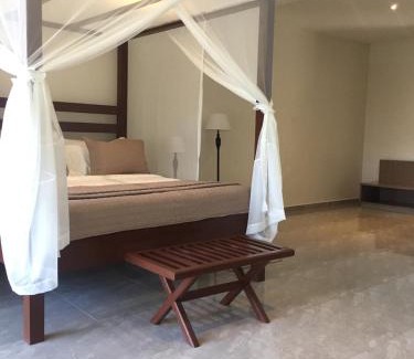 Liwonde Hotel | Waters Edge Liwonde