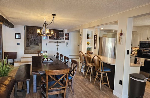 Telogia Casa | WatersEdge - Spacious 4-Bedroom 2-Bath Home on Lake Talquin Near Tallahassee