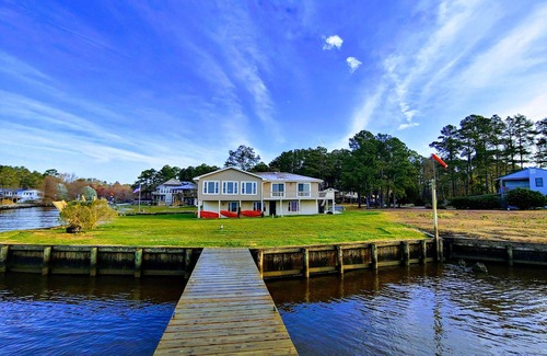 Hertford Casa | WIND WIND ofrece una oportunidad de última hora para alojarse en nuestra propiedad Waterfront.