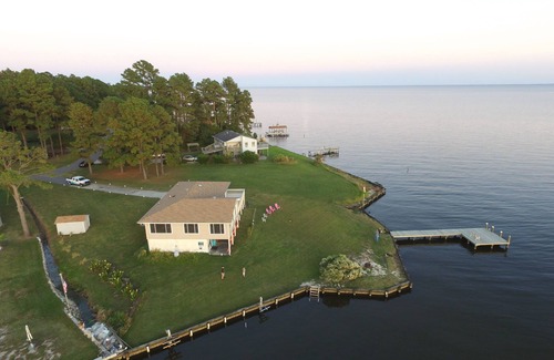 Hertford Casa | WIND WIND ofrece una oportunidad de última hora para alojarse en nuestra propiedad Waterfront.