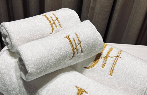 Chendhare Hotel | Waves By Jumbo Holidayz