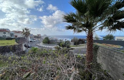 Porto Moniz Chalet De Esquí | Waves Song - Cottage