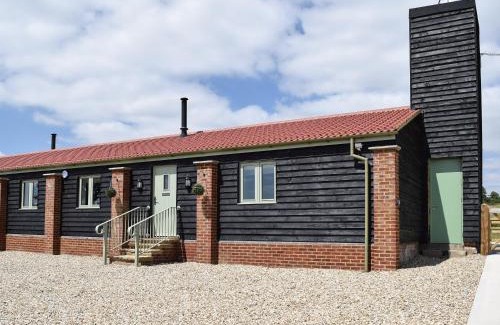 Gumley Casa | Waxwing Cottage