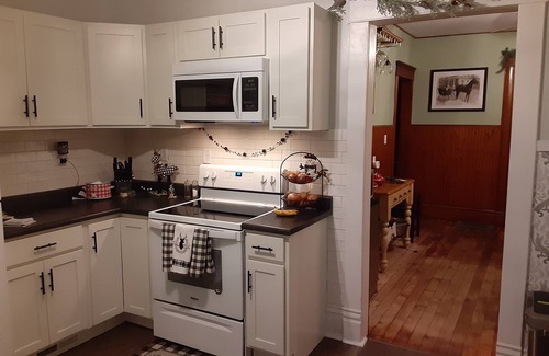 Bellevue Casa | We are in a small town w/ lots to offer but also close to many big attractions!