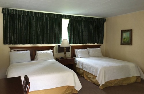 Manchester Hotel | Weathervane Motel