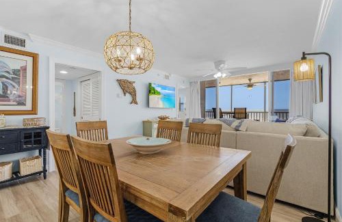 Fort Myers Beach Apartamento | Welcome to Beach Villa's # 603 Vacation Rental - 250 Estero Blvd condo