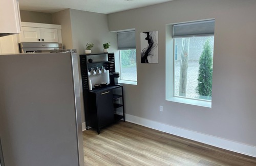 Woodfin Apartamento | Bienvenido a Beaver Lake Lodges / Recientemente renovado / Asheville NC / 302