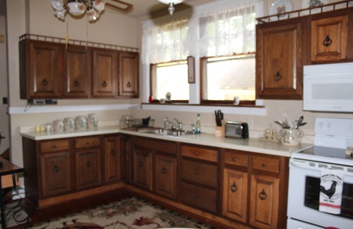 Dixon Casa | ¡Bienvenido a la casa de la abuela! ¡Me encantaría hospedar a tu familia y amigos! 2 noches min!