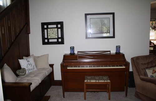 Dixon Casa | ¡Bienvenido a la casa de la abuela! ¡Me encantaría hospedar a tu familia y amigos! 2 noches min!