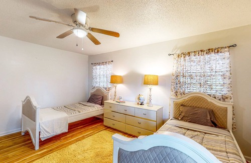 Inverness Highlands North Casa | Welcoming dog-friendly Florida home with enclosed yard, patio, and central AC