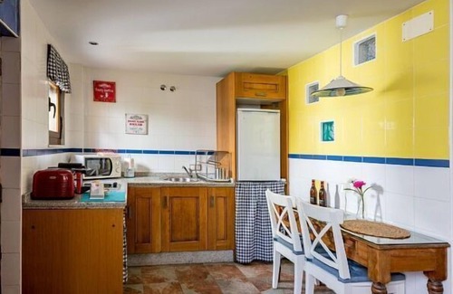 Martinamor Cabaña | Casa rural de bienestar para 2 personas, con jacuzzi y a un paso de Salamanca