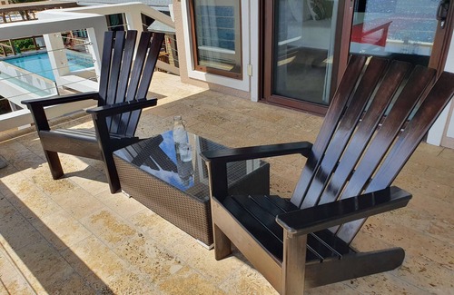 Lighthouse Estates Apartamento | West Bay Suite (King Suite)