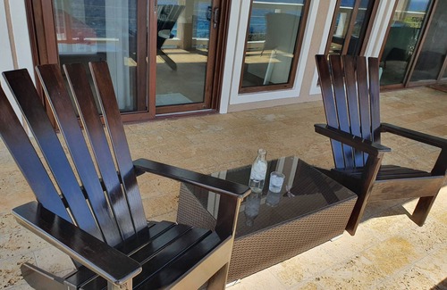 Lighthouse Estates Apartamento | West Bay Suite (King Suite)