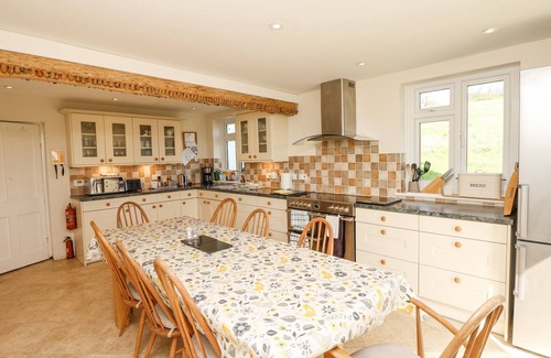 Crediton Cabaña | West Henstill House, Sandford, Devon