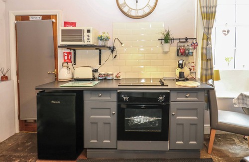 Anick Cabaña | West Wing Cottage