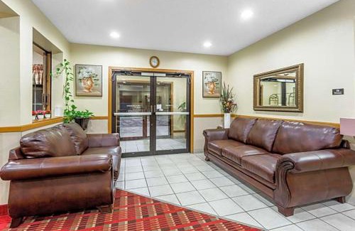 Osage Hotel | Western Inn & Suites