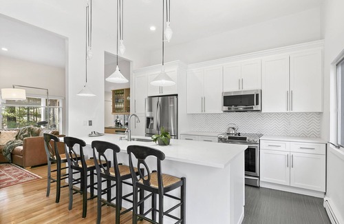 Westhampton Casa | Westhampton 5 Bedroom Escape w/gunite pool, new hot tub and har-tru tennis