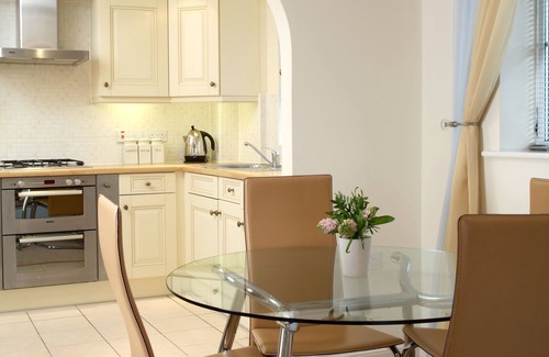 Basingstoke Apartamento | Westlands House