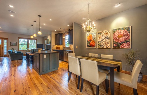 Hood River Casa | Westside Hood River! Great Location!