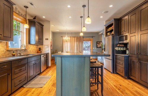 Hood River Casa | Westside Hood River! Great Location!