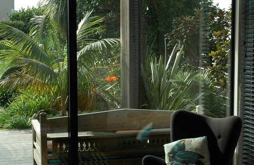 New Plymouth Apartamento | Whare Hita: comodidad de diseño en la ciudad costera