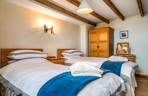 Saint Gennys Casa | Wharrastone - Uk50661