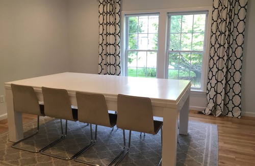 Westhampton Beach Casa | CASA NUEVA. Lujo 6 Bd, 5 bth, Piscina Climatizada, Juegos, Bicicletas, Privado Cul-de-Sac