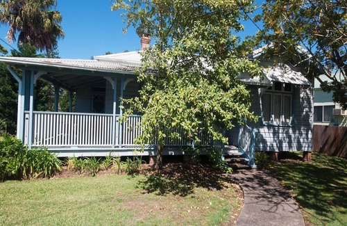 Tea Gardens Casa | Where the River Runs