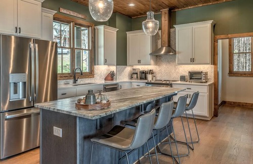 My Mountain Cabina | Whiskey Hollow Lodge - Mountain Views | Outdoor Living | Hot Tub