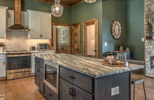 My Mountain Cabina | Whiskey Hollow Lodge - Mountain Views | Outdoor Living | Hot Tub