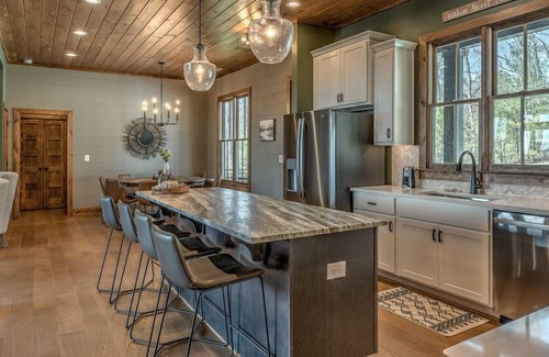 My Mountain Cabina | Whiskey Hollow Lodge - Mountain Views | Outdoor Living | Hot Tub