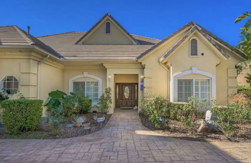 Temecula Casa | Whispering Creek Estate - ENDLESS POOL - HOT TUB - GAME ROOM