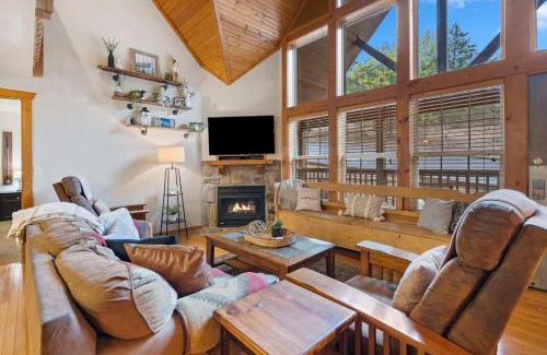 Reeds Spring Casa | Whispering Creek - In the Heart of Ozarks Near Downtown