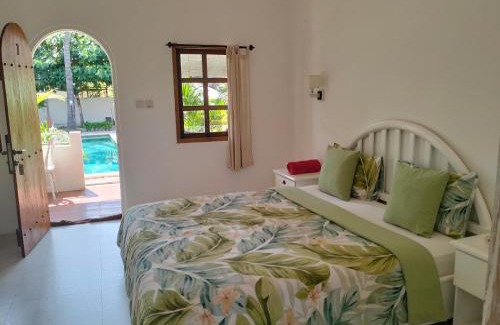 Gili Trawangan Hotel | White Coconut Resort