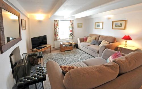 Newport Casa | White Cottage Newport, Pembrokeshire